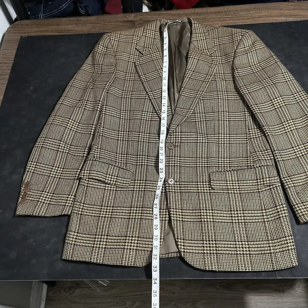 Valentino Blazer Mens 38 Vintage Herringbone Wool Tweed Sport Coat Made In Italy